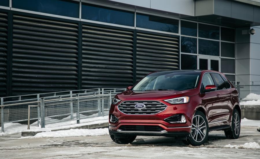 Ford Edge Titanium 2018 года  (NA) (фото 25 из 29)